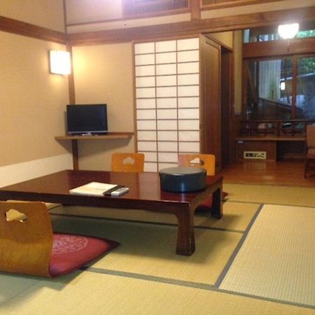 Ryokan Motoyu Kansuiro Hakone Buitenkant foto